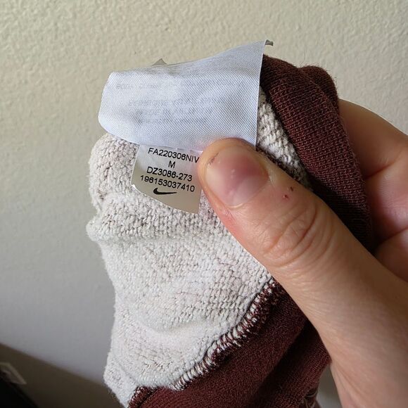 Nike Maroon and Lilac Monogram Hoodie Sweater Size Medium Real Housewives - Picture 6 of 6